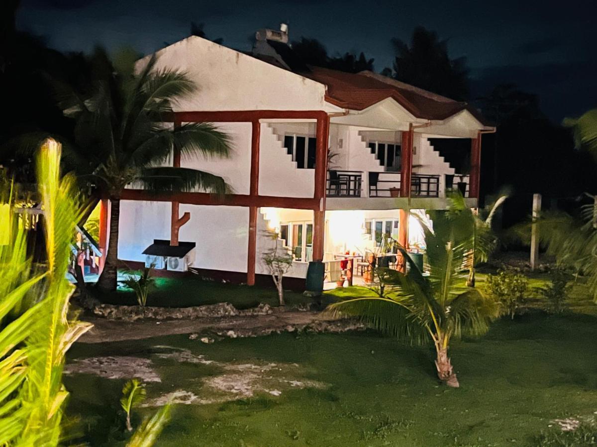 Cabilao Sunset Dive&Beach Resort Loon Exterior foto