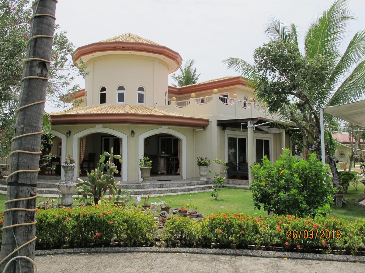 Cabilao Sunset Dive&Beach Resort Loon Exterior foto