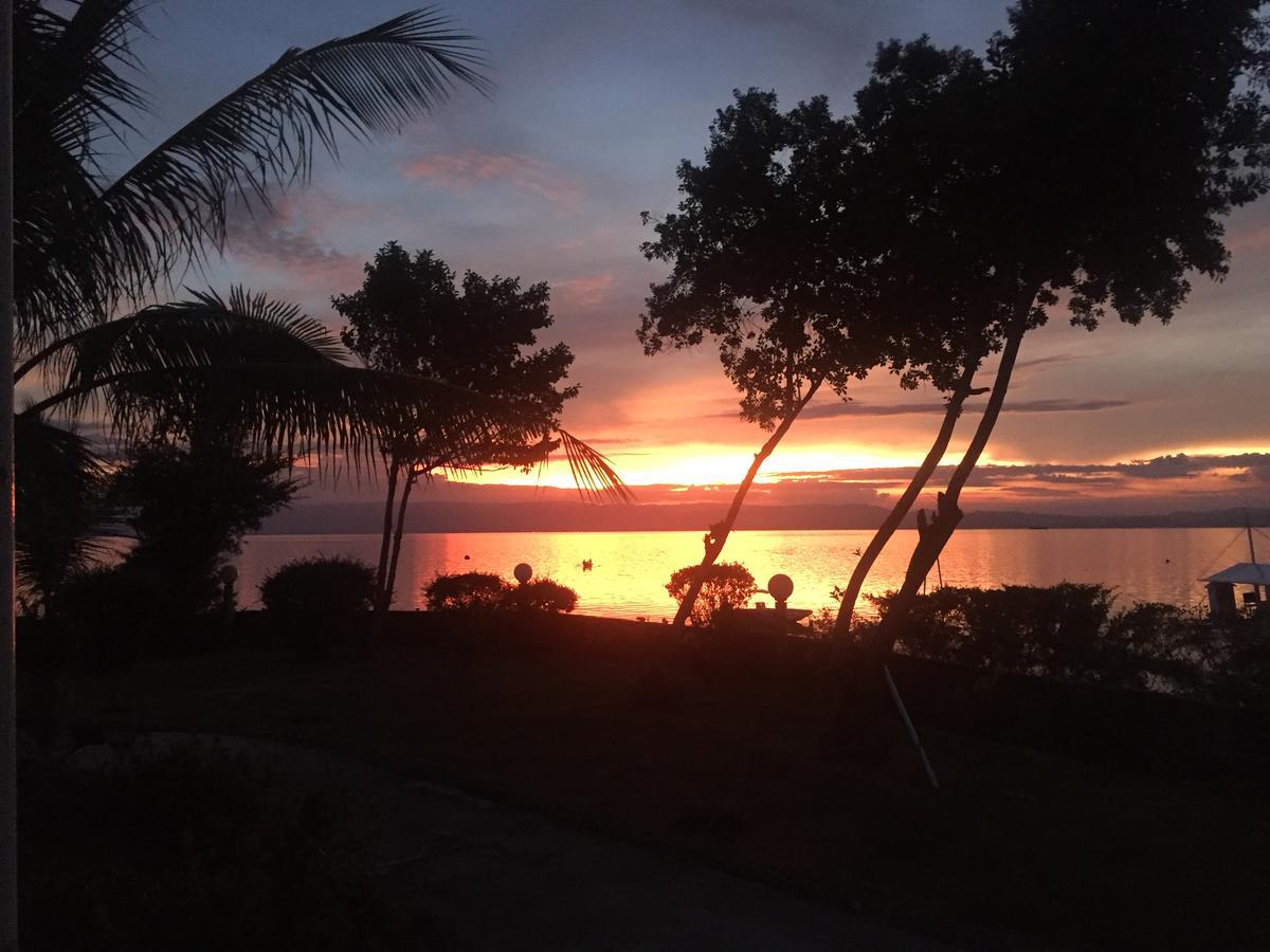 Cabilao Sunset Dive&Beach Resort Loon Exterior foto