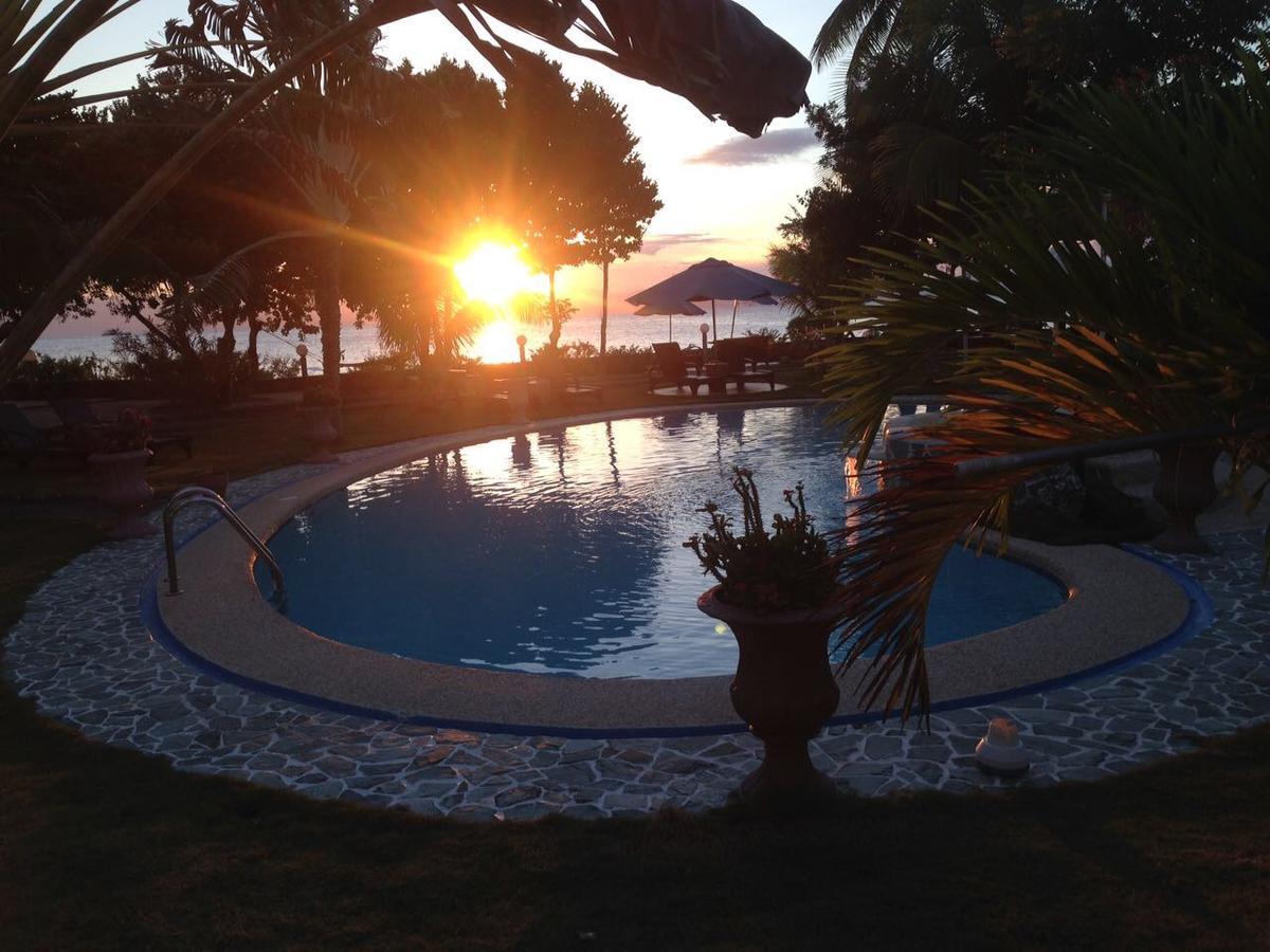 Cabilao Sunset Dive&Beach Resort Loon Exterior foto